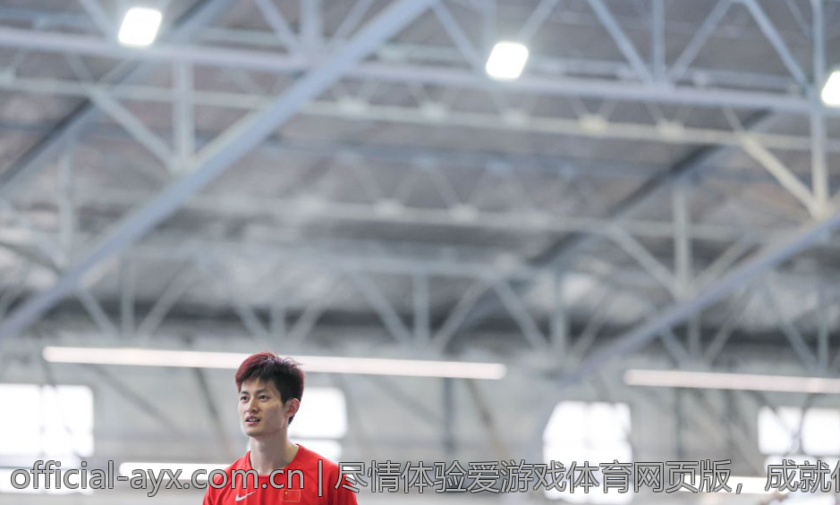 尽情体验爱游戏体育网页版，成就你的体育梦想
